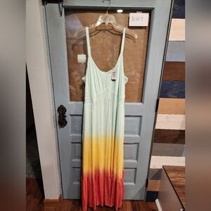 NWT Torrid 3 Maxi V-Neck Tiered Dress